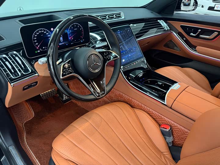 Фото 9 - Mercedes-Benz S-Class