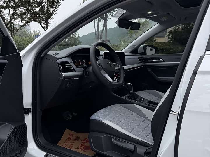 Фото 6 - Volkswagen Lavida