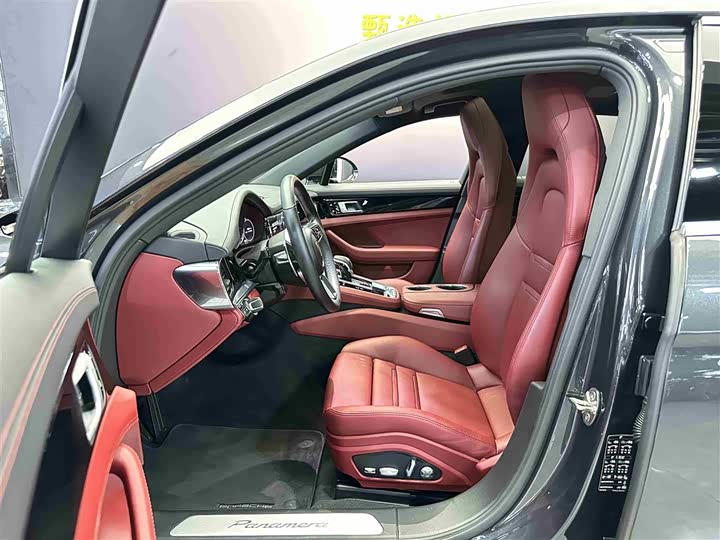 Фото 5 - Porsche Panamera