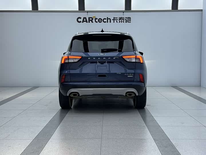 Фото 5 - Ford Escape