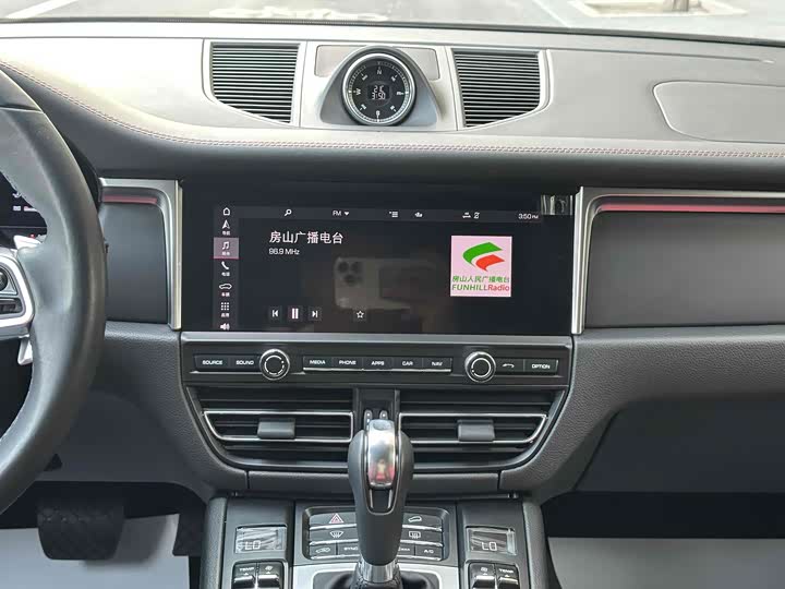 Фото 15 - Porsche Macan