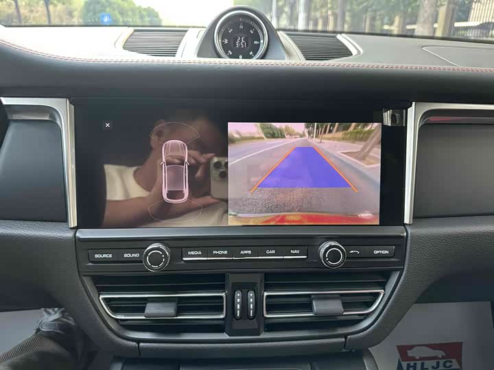 Фото 7 - Porsche Macan