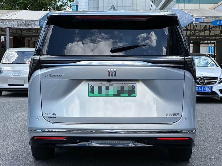 Фото 6 - Buick GL8 Hybrid