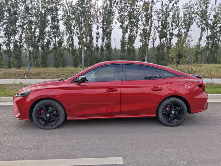 Фото 3 - MG Motor 5 Scorpio