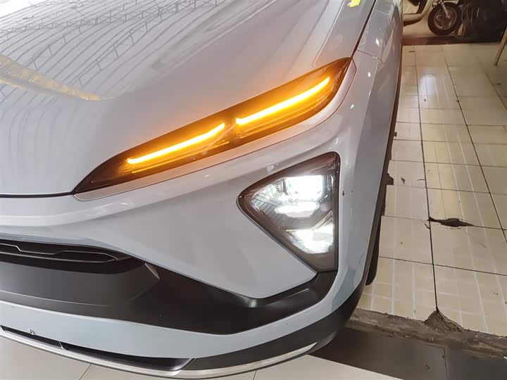 Фото 7 - Nio ES6