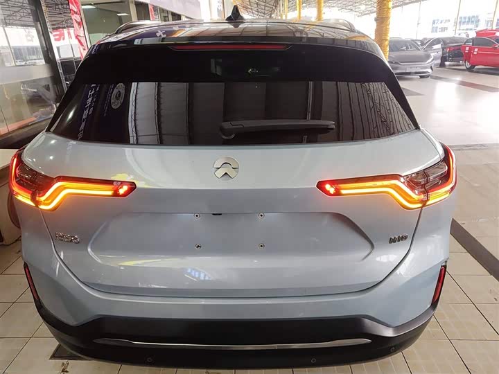 Фото 8 - Nio ES6