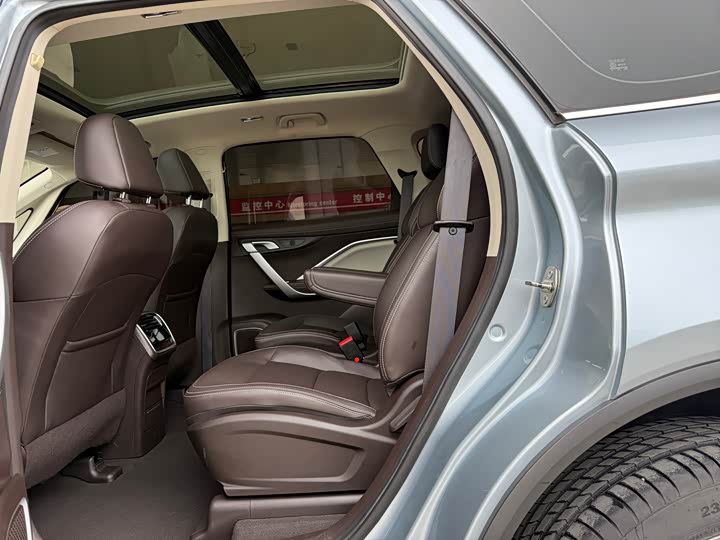 Фото 14 - Geely Jiaji