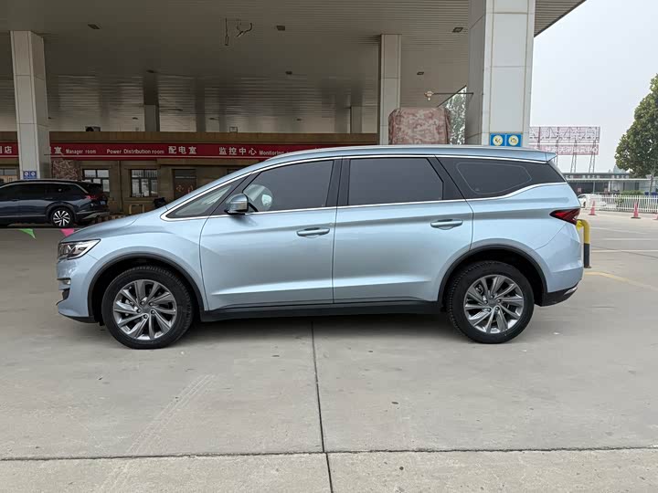 Фото 17 - Geely Jiaji