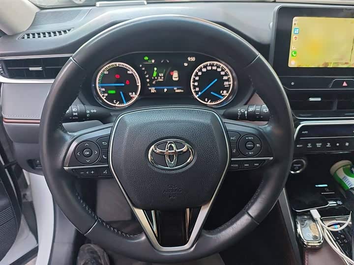 Фото 3 - Toyota Harrier