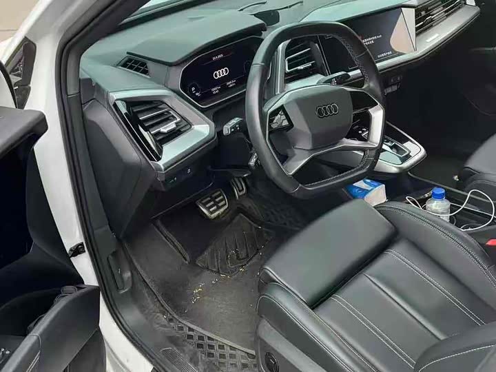 Фото 5 - Audi Q4 e-tron