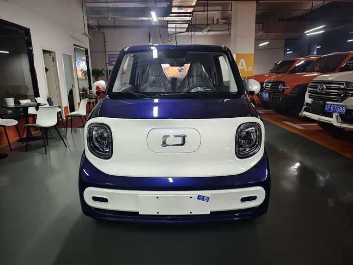 Фото 2 - Bestune Pony