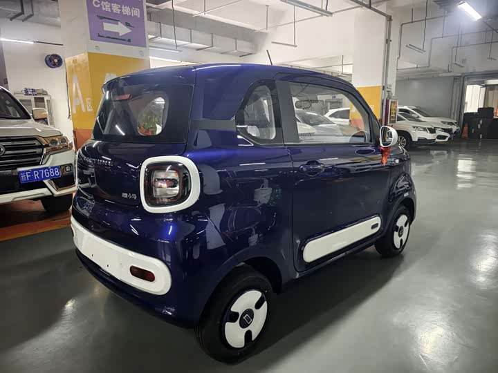 Фото 8 - Bestune Pony