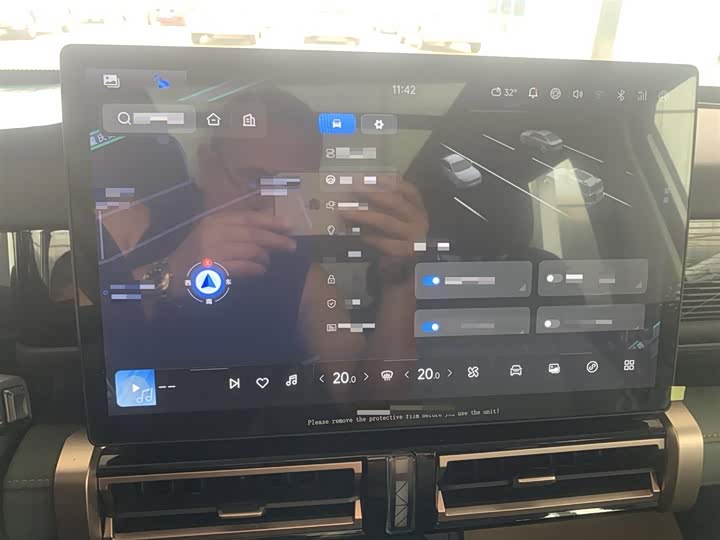 Фото 16 - Chery iCar 03