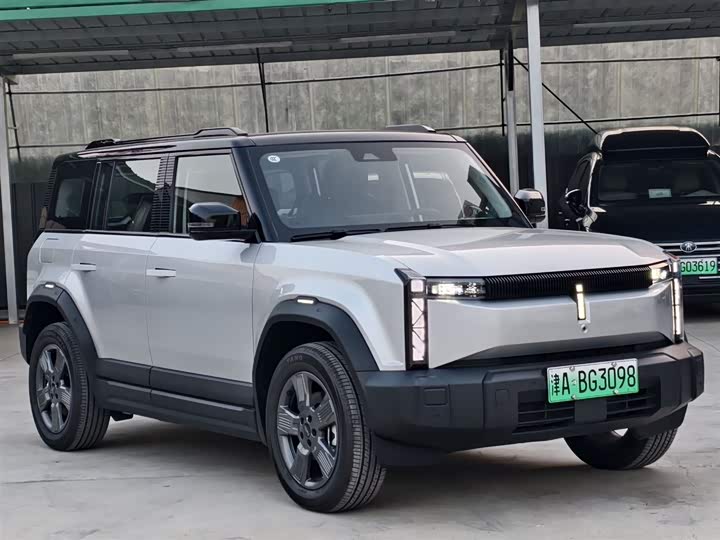 Фото 3 - Chery iCar 03