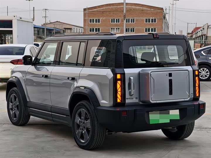 Фото 5 - Chery iCar 03