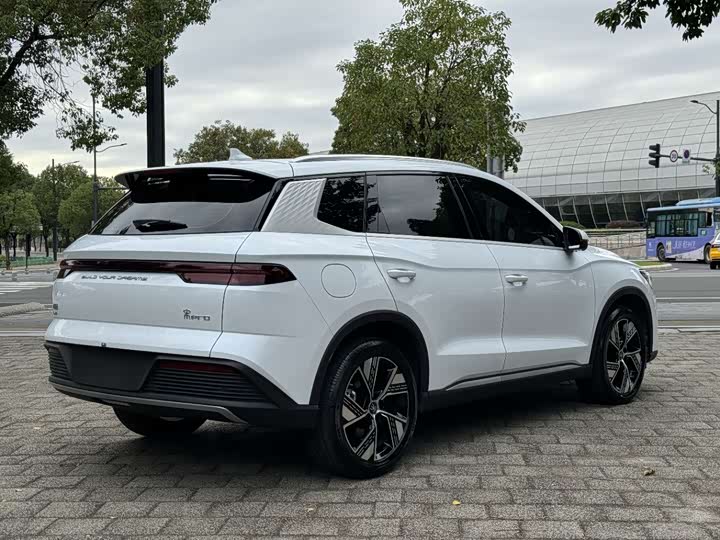 Фото 9 - BYD Song Pro Hybrid