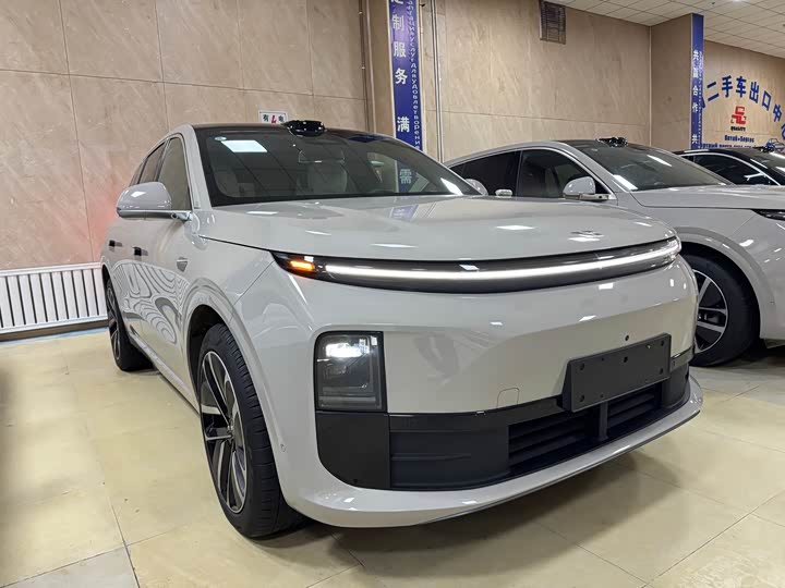 Фото 10 - LiXiang L6