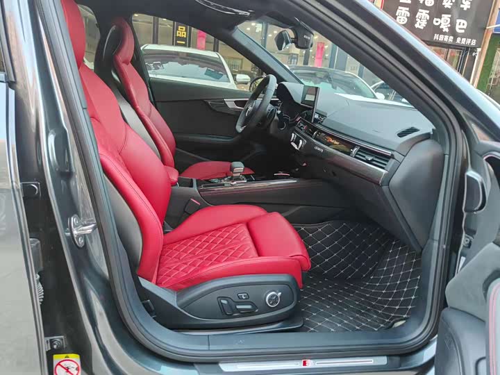 Фото 6 - Audi S4