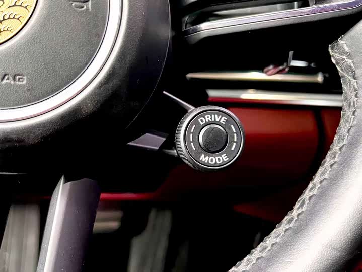 Фото 19 - Porsche Panamera