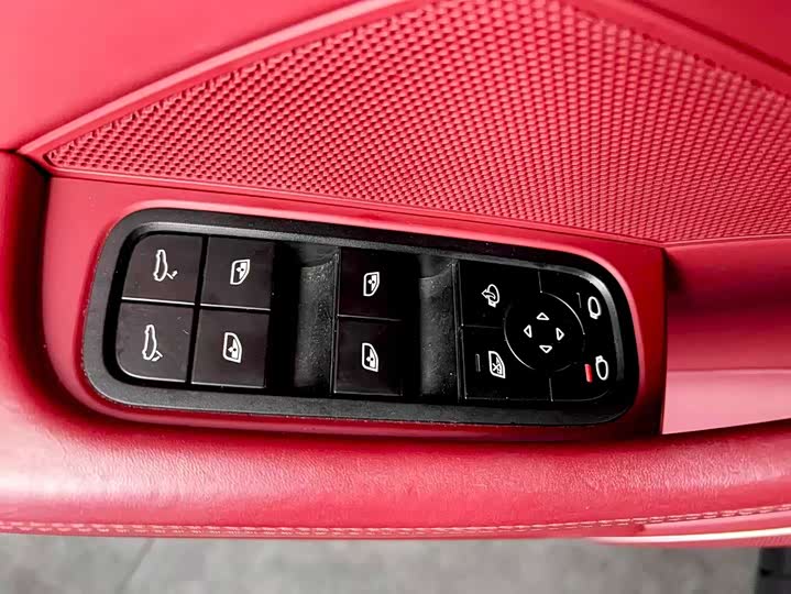 Фото 20 - Porsche Panamera