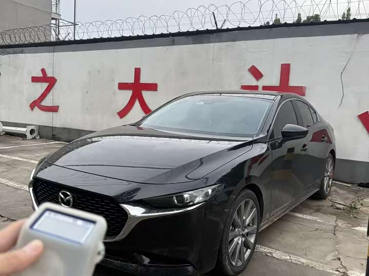 Фото 1 - Mazda 3 (Axela)