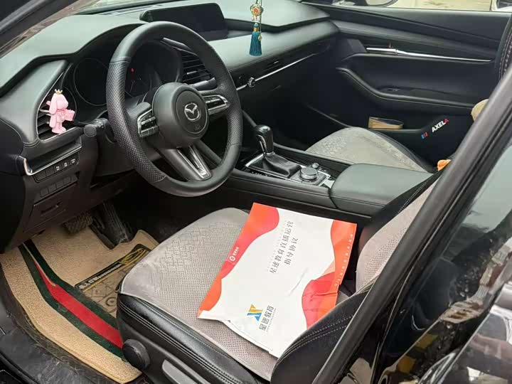 Фото 4 - Mazda 3 (Axela)