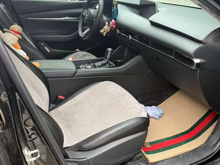 Фото 5 - Mazda 3 (Axela)