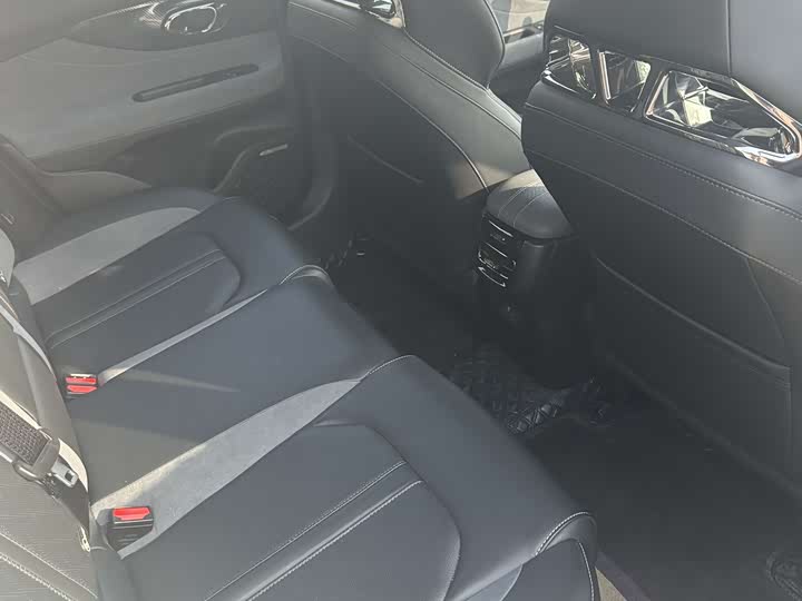 Фото 15 - GAC Trumpchi Empow R