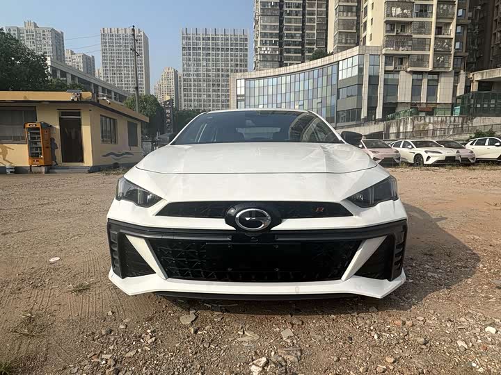 Фото 2 - GAC Trumpchi Empow R
