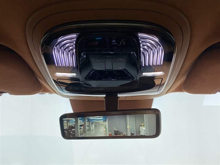 Фото 20 - BYD Yangwang U8