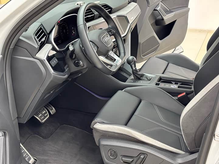 Фото 5 - Audi Q3