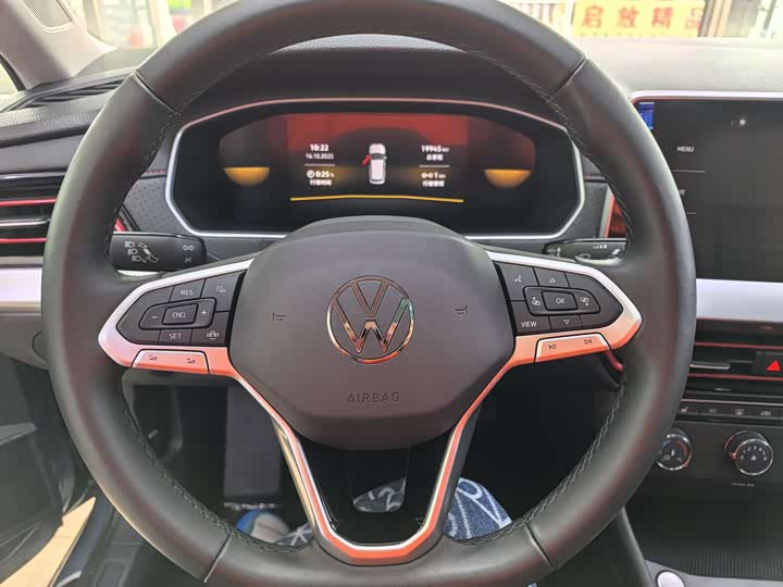 Фото 16 - Volkswagen Lavida