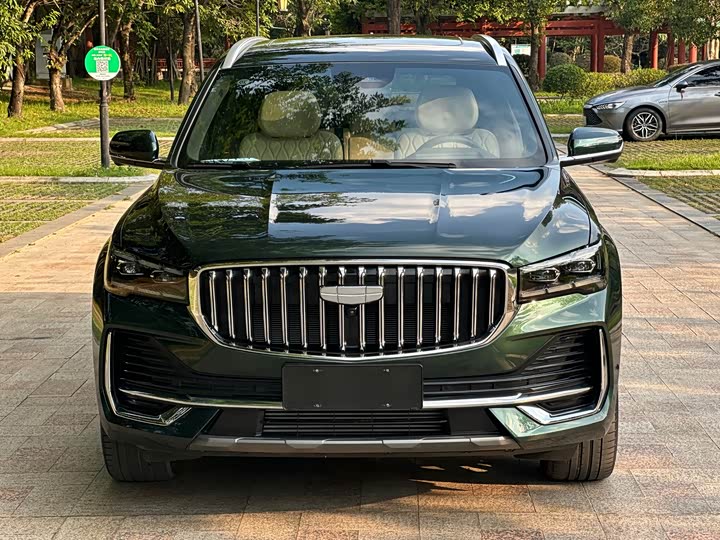 Фото 2 - Geely Monjaro