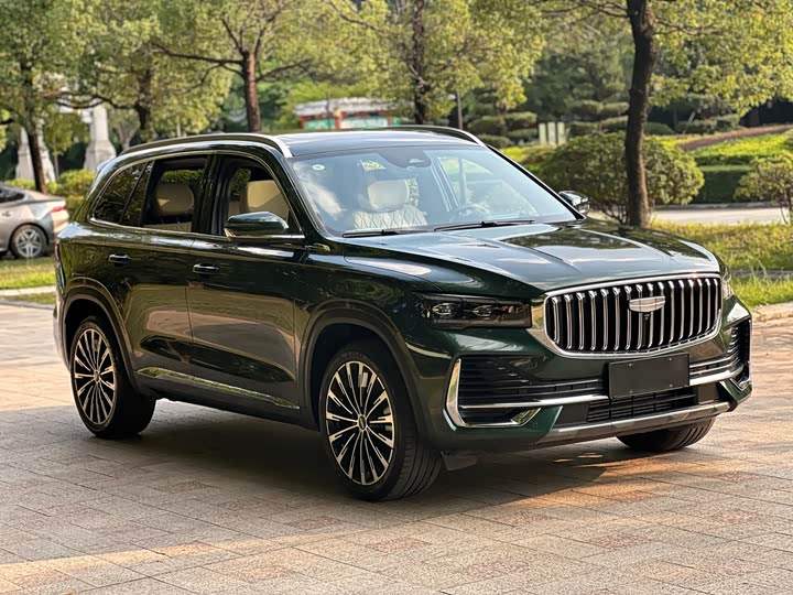 Фото 3 - Geely Monjaro