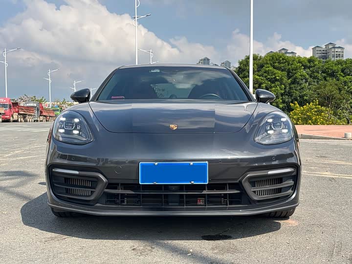 Фото 6 - Porsche Panamera
