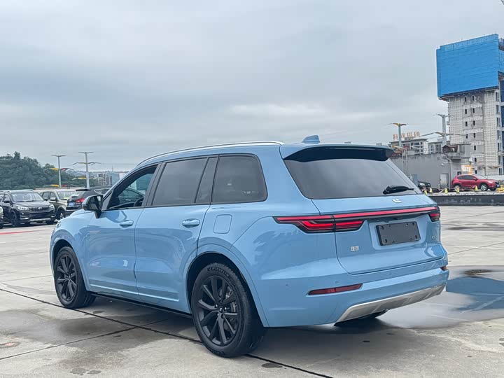 Фото 14 - LiXiang One