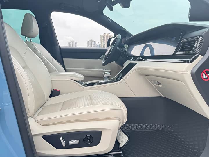 Фото 5 - LiXiang One