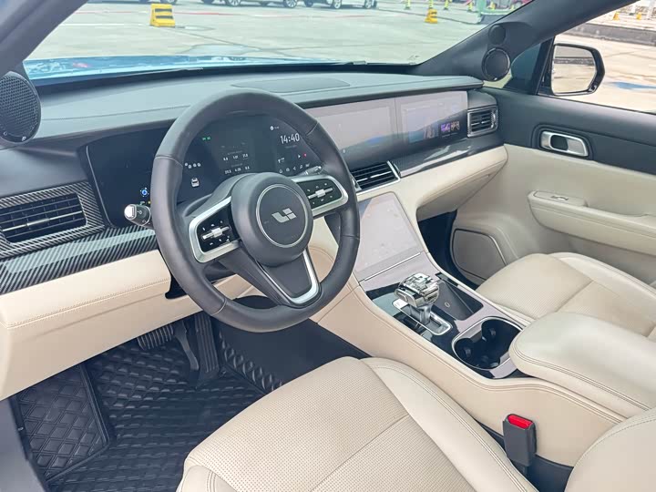 Фото 6 - LiXiang One