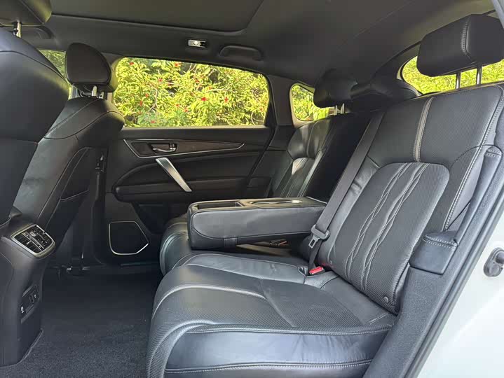 Фото 17 - Honda UR-V