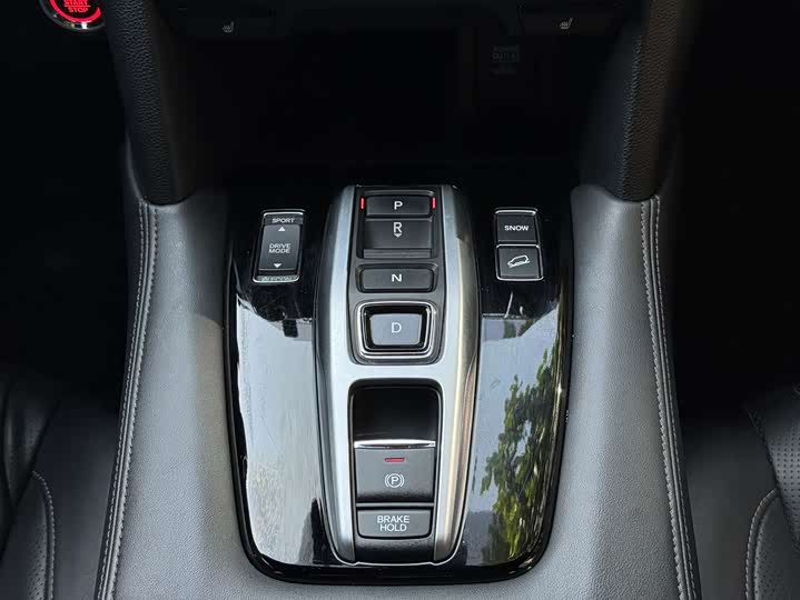 Фото 19 - Honda UR-V