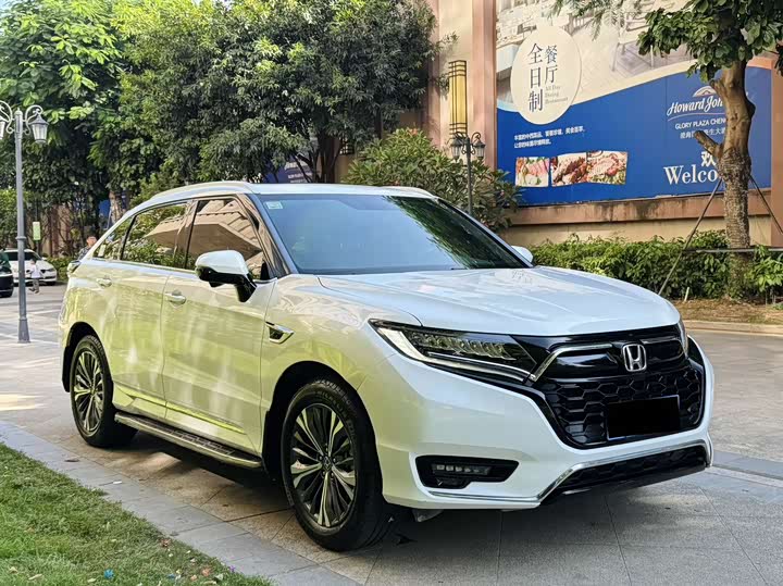 Фото 3 - Honda UR-V