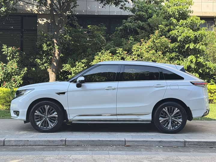 Фото 7 - Honda UR-V