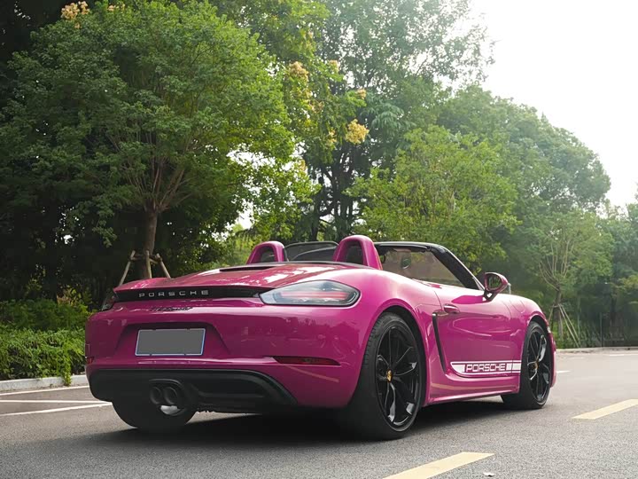 Фото 4 - Porsche 718