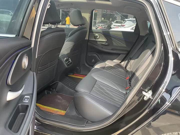 Фото 6 - Chery Arrizo 8