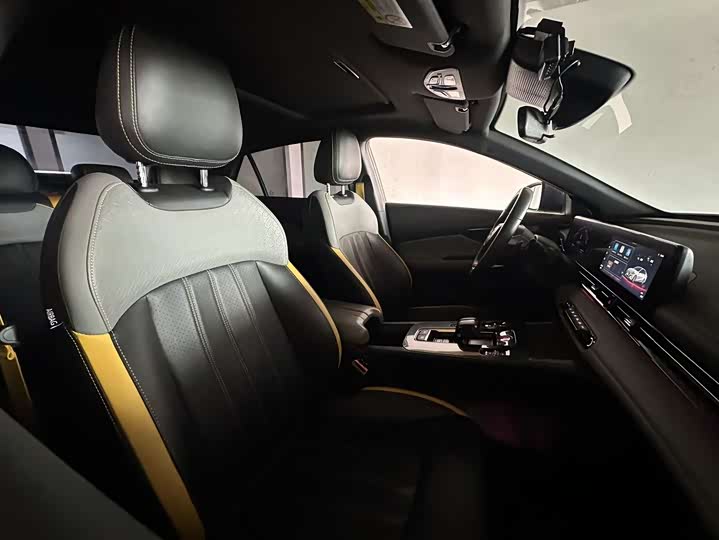 Фото 7 - GAC Trumpchi Empow R