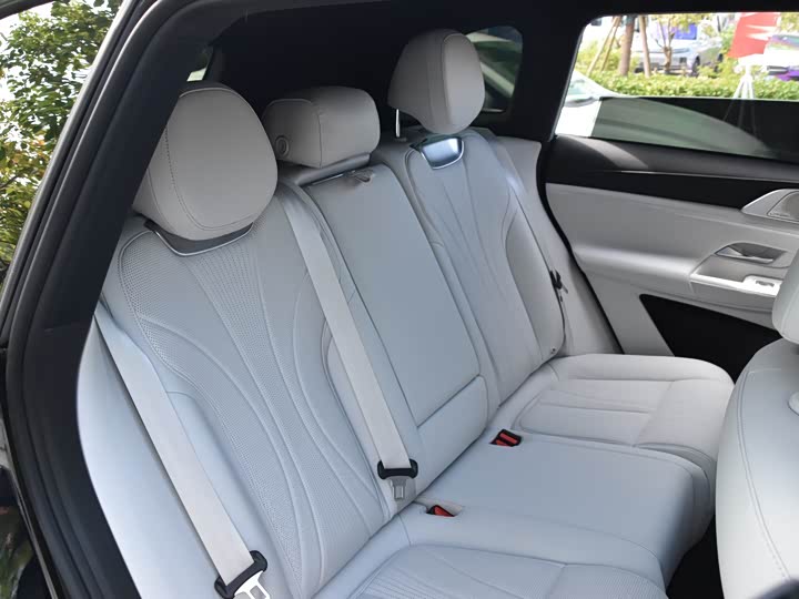 Фото 13 - XPeng G9