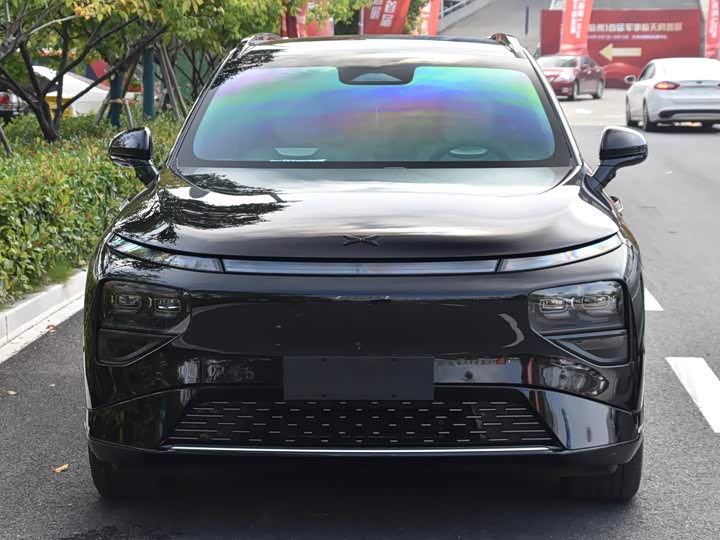 Фото 4 - XPeng G9