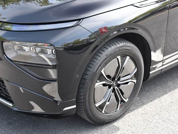 Фото 6 - XPeng G9