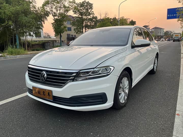 Фото 1 - Volkswagen Lavida