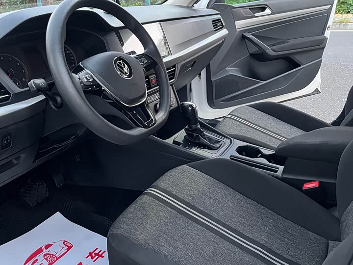 Фото 10 - Volkswagen Lavida